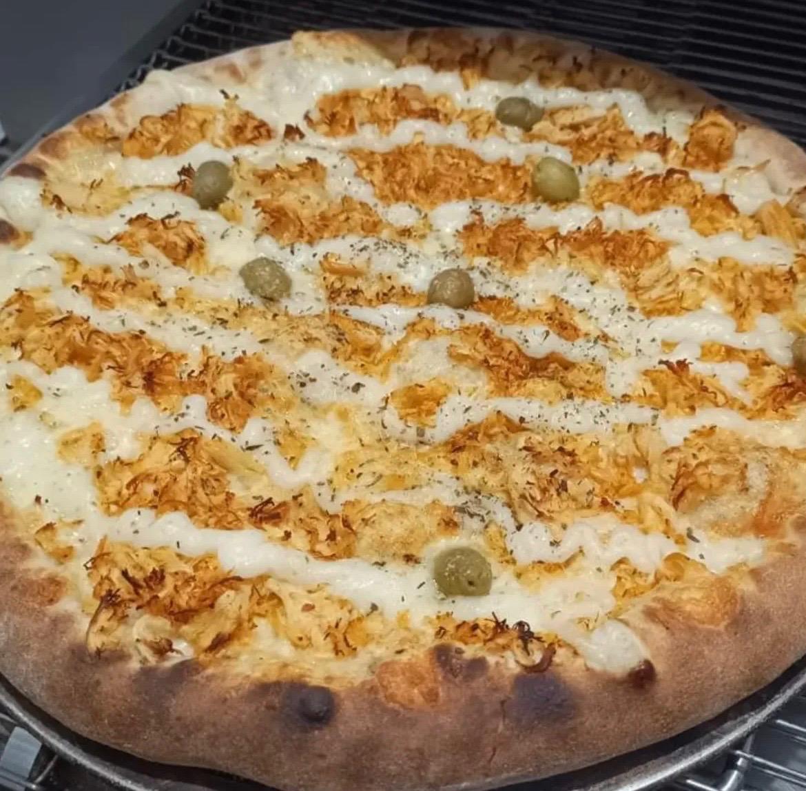 Pizza de frango com requeijão da Casa de la Pizza